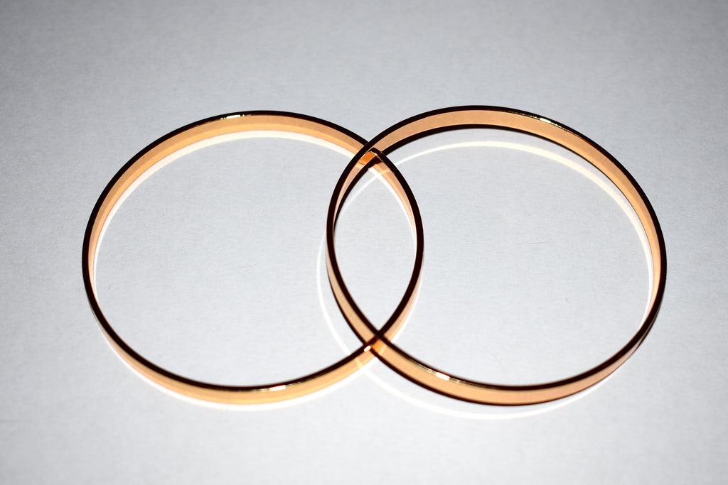 Polished Gold Bangles – Classic Elegance